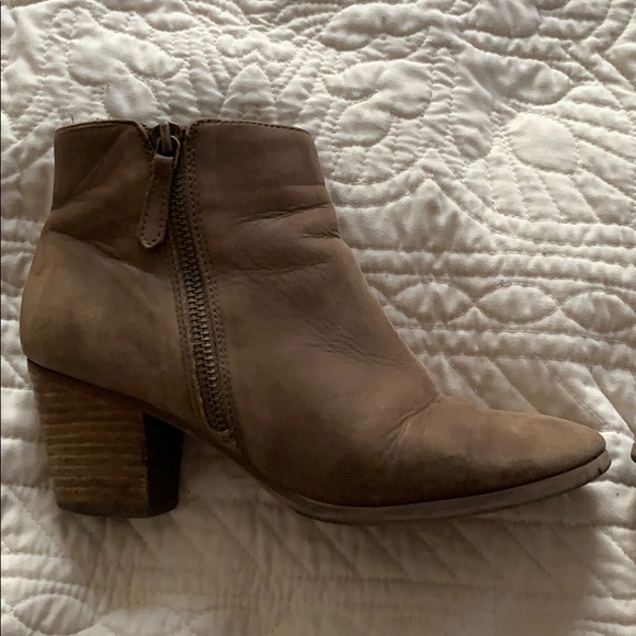 Crown Vintage Leather Bootie - Picture 3 of 5